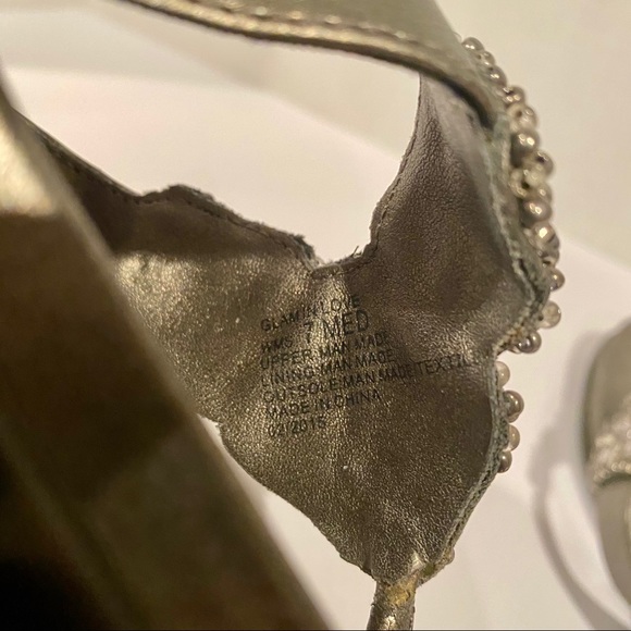 Kenneth Cole Reaction, Size 7M Womens Flip Flops - Picture 5 of 5